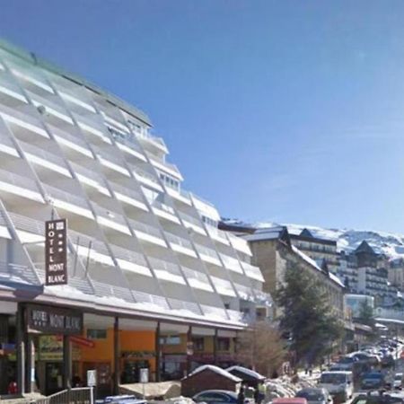 Precioso Apartamento En La Plaza เซียร์ราเนบาดา ภายนอก รูปภาพ