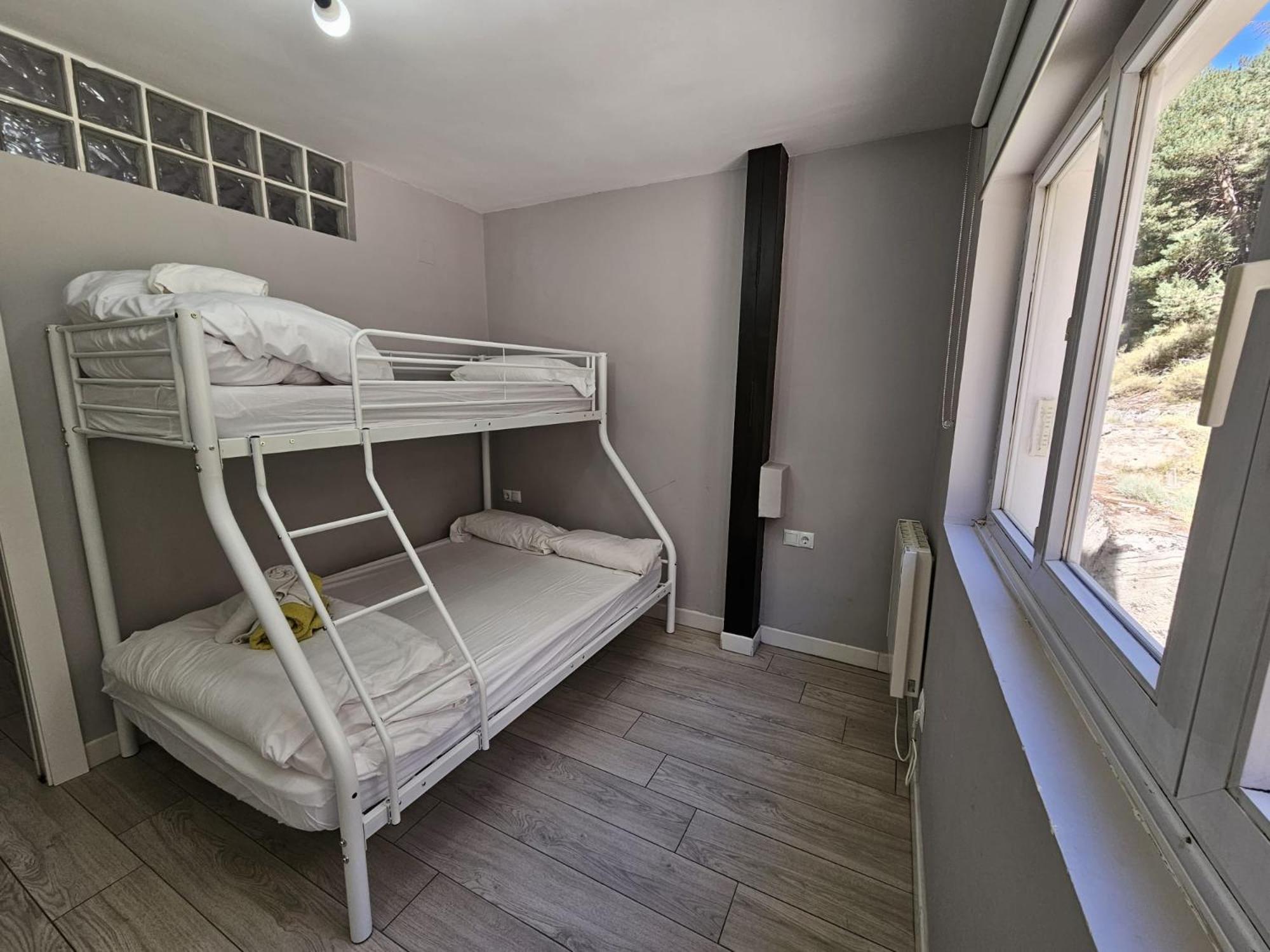 Precioso Apartamento En La Plaza เซียร์ราเนบาดา ภายนอก รูปภาพ